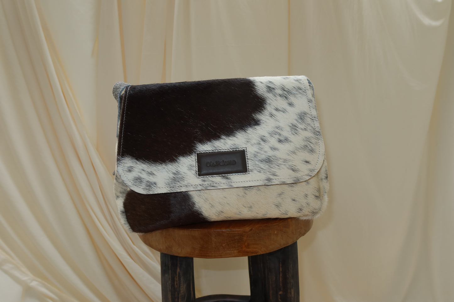 Paloma Shoulder Classic in Hide