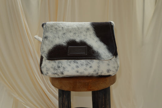 Paloma Shoulder Classic in Hide